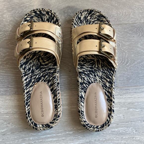 BCBGMaxAzria Shoes - BCBGMAXAZRIA Women's Ma-quince Flip Flop 9.5 NEW